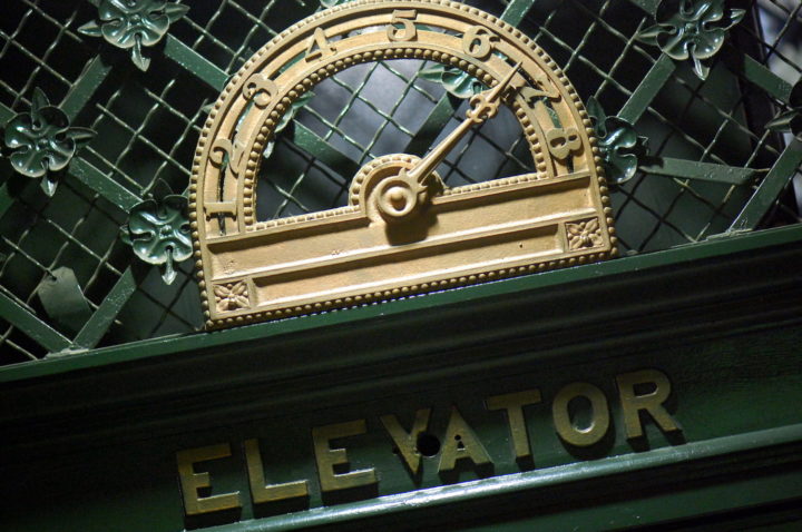 Perfecting the Elevator Pitch for Freelancers