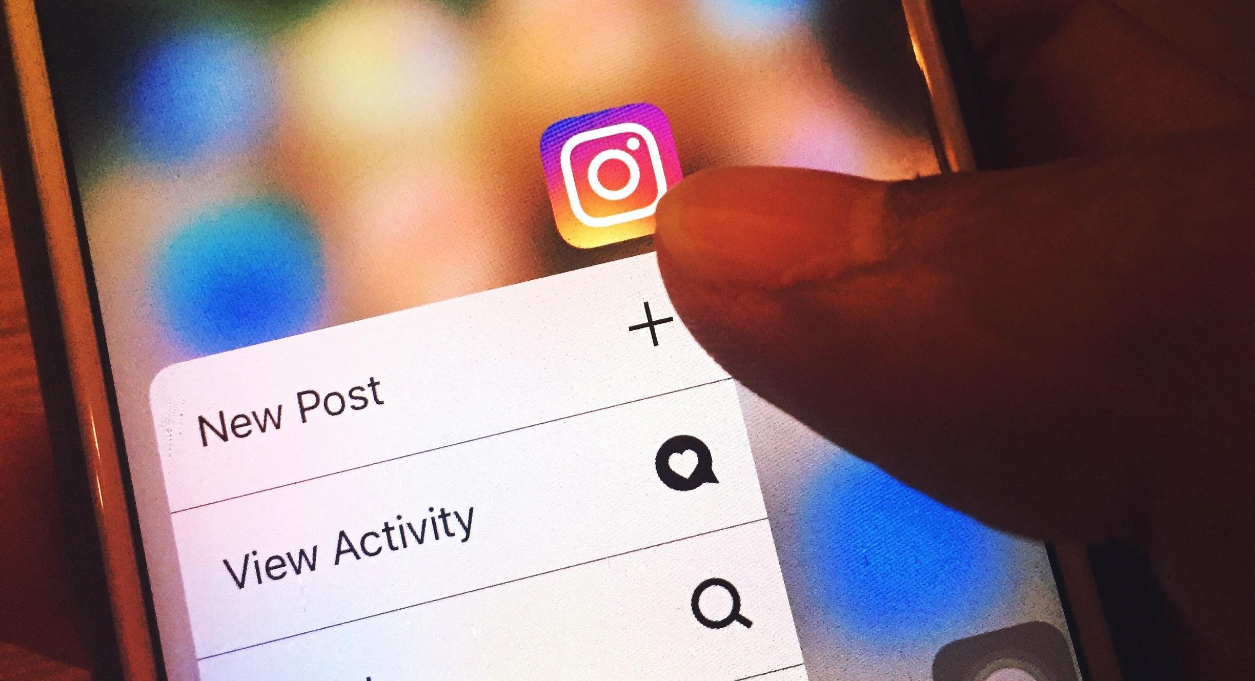 Selecting the Instagram app