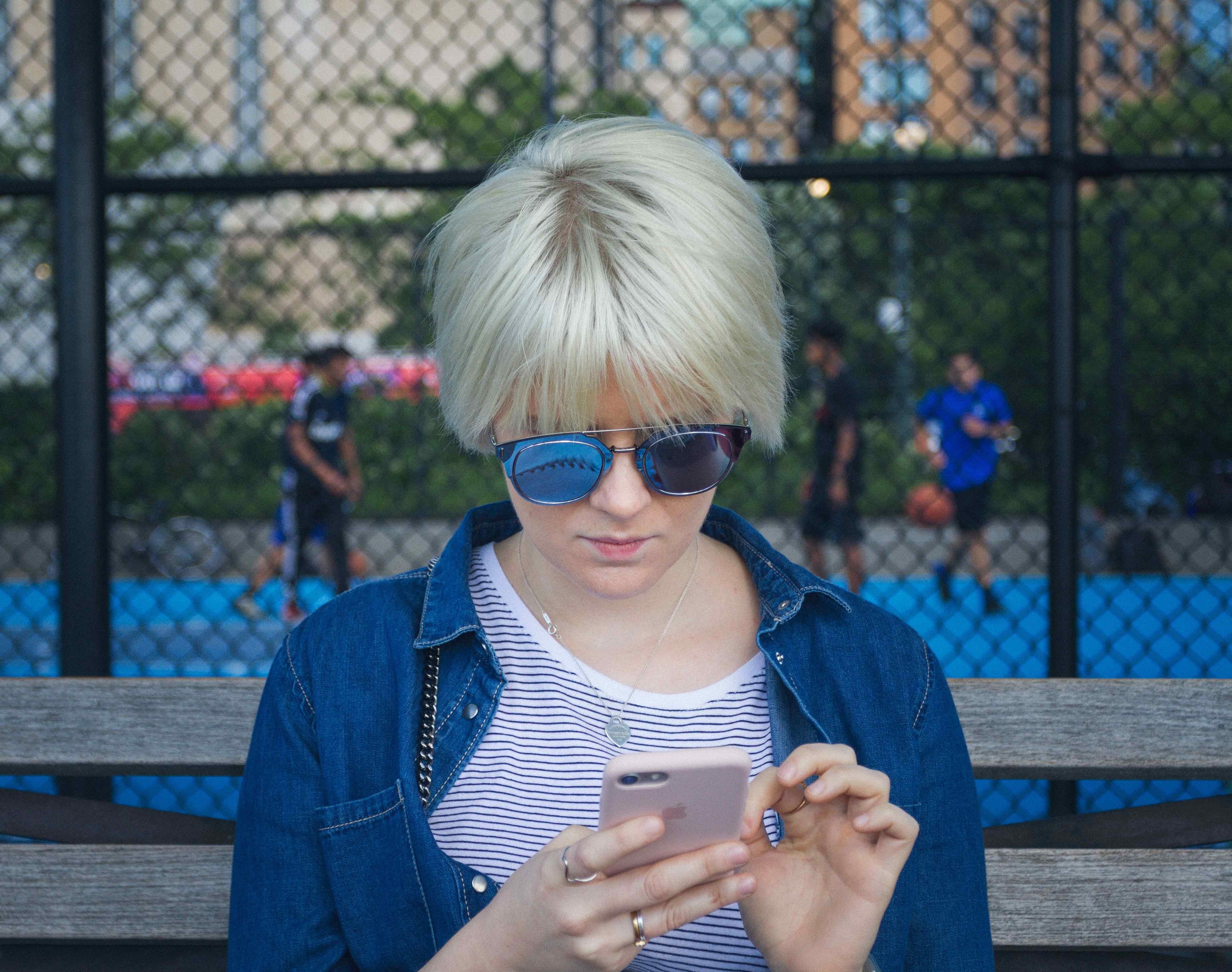 girl using cell phone